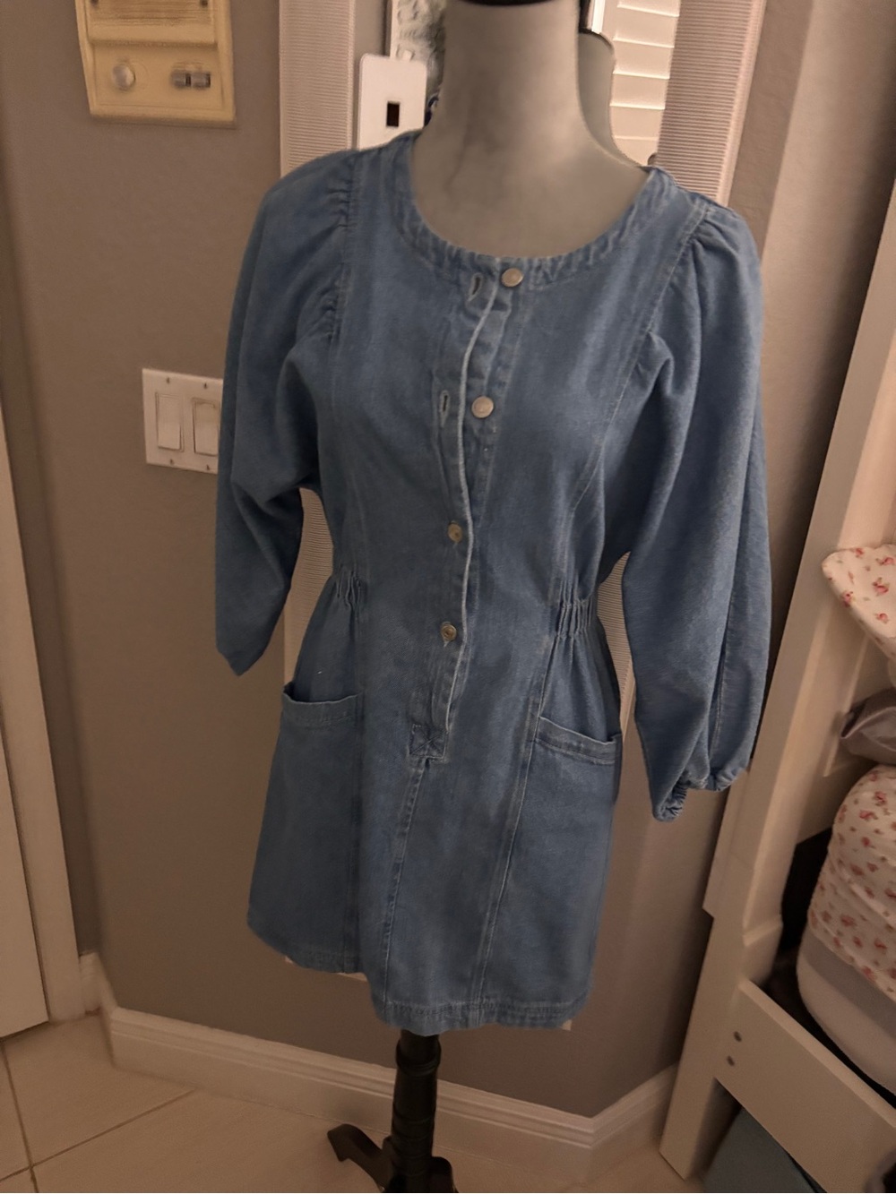 Zara Light Wash Denim Button-Front Dress with Pockets 13/14 youth girls